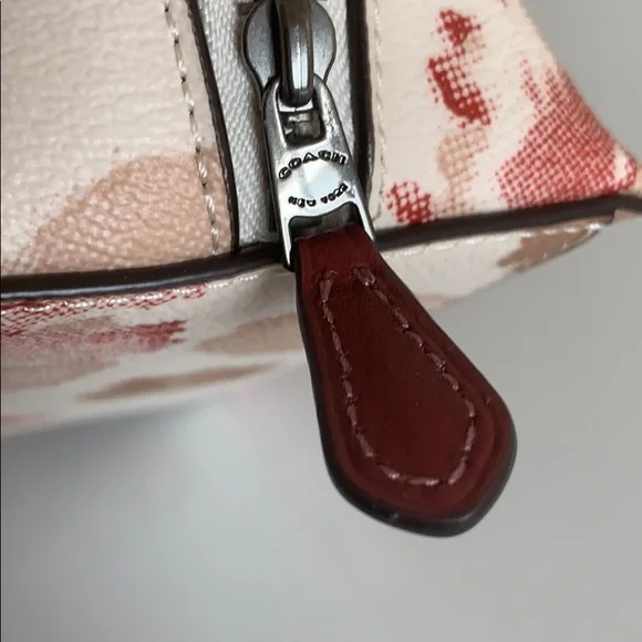 NWT! Kate x Disney Alice in wonderland limited edition Cosmetic Bag/pouch. - Picture 10 of 14